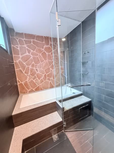 Leonie Gardens, 23 Leonie Hill, 4 Bedrooms, 3,100 sqft, Condominium For Rent, by Anthea Yeo 杨丽娇, 500234785 - Bathroom - PropertyGuru.com.sg