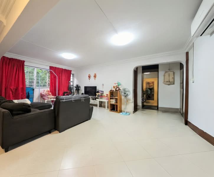 172 Bedok South Road, 172 Bedok South Road, 3 Bedrooms, 1,313 sqft, HDB Flat For Rent, by Jerome Ng, 500234797 - Living Room - PropertyGuru.com.sg