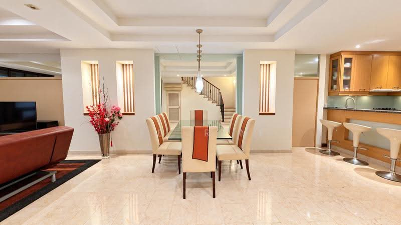 Saraca Villas, Saraca Terrace, Seletar / Yio Chu Kang, 5 Bedrooms, 3,300 sqft, Terraced House For Sale, by Lee Irene, 500234807 - Living Room - PropertyGuru.com.sg
