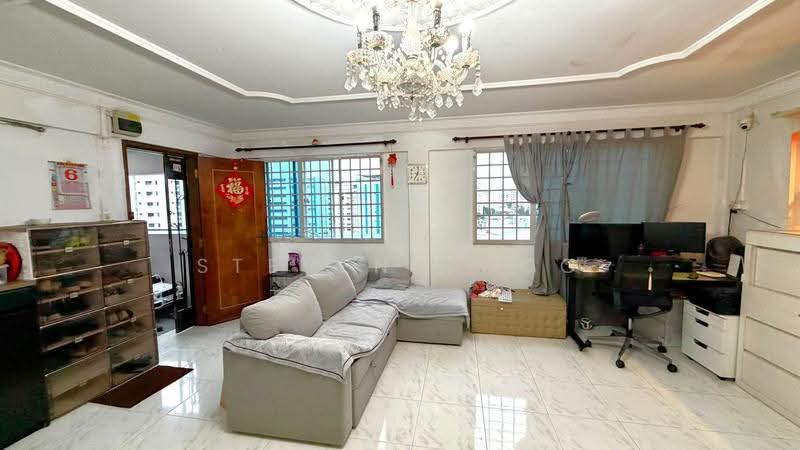 276 Yishun Street 22, 276 Yishun Street 22, Sembawang / Yishun, Room Rental, 904 sqft, HDB Flat For Rent, by Steven Choo, 500234810 - Living Room - PropertyGuru.com.sg