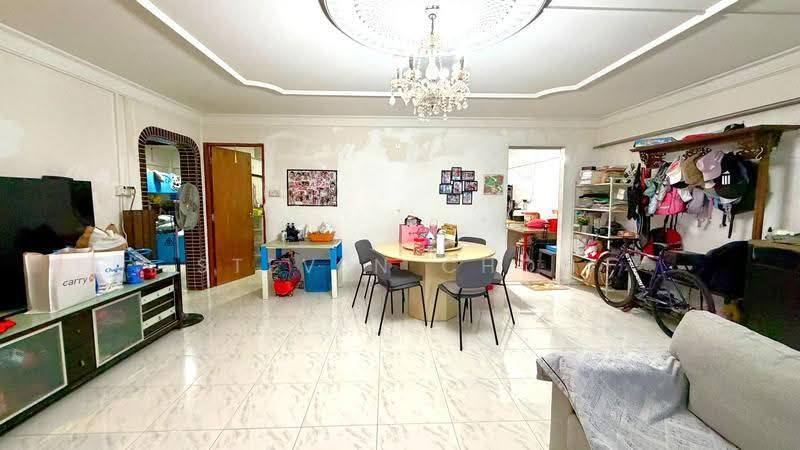 276 Yishun Street 22, 276 Yishun Street 22, Sembawang / Yishun, Room Rental, 904 sqft, HDB Flat For Rent, by Steven Choo, 500234810 - Living Room - PropertyGuru.com.sg
