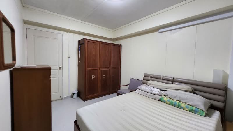 745 Pasir Ris Street 71, 745 Pasir Ris Street 71, 4 Bedrooms, 1,367 sqft, HDB Flat For Sale, by Ang Pei Xiong, 500234817 - Bedroom - PropertyGuru.com.sg