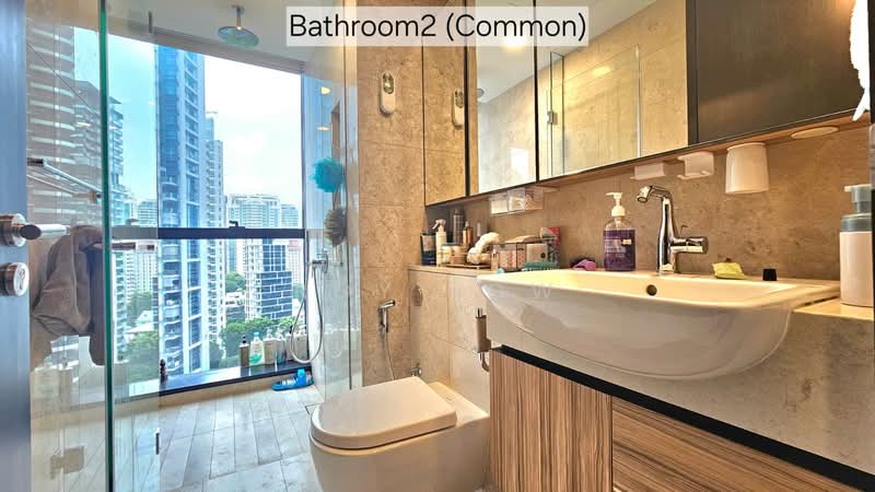 Pullman Residences, 18 Dunearn Road, 5 Bedrooms, 1,378 sqft, Condominium For Sale, by Roy Low, 500234820 - Bathroom - PropertyGuru.com.sg
