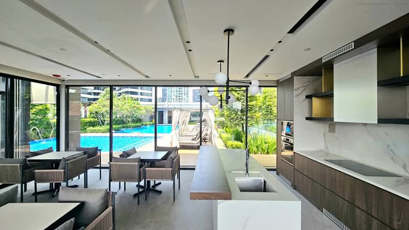 Pullman Residences, 18 Dunearn Road, 5 Bedrooms, 1,378 sqft, Condominium For Sale, by Roy Low, 500234820 - Kitchen - PropertyGuru.com.sg