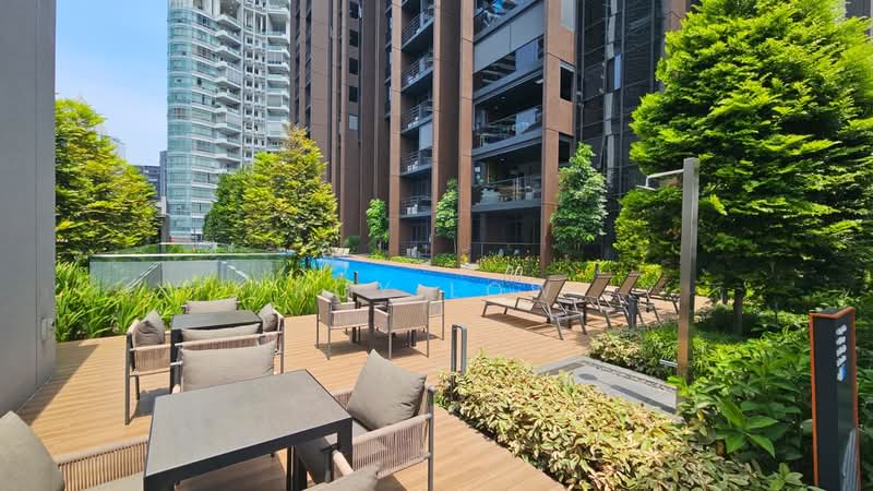 Pullman Residences, 18 Dunearn Road, 5 Bedrooms, 1,378 sqft, Condominium For Sale, by Roy Low, 500234820 - Exterior - PropertyGuru.com.sg