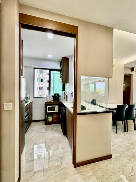 Kingsford Waterbay, 70 Upper Serangoon View, 3 Bedrooms, 893 sqft, Condominium For Sale, by Lim Willy, 500234844 - Kitchen - PropertyGuru.com.sg