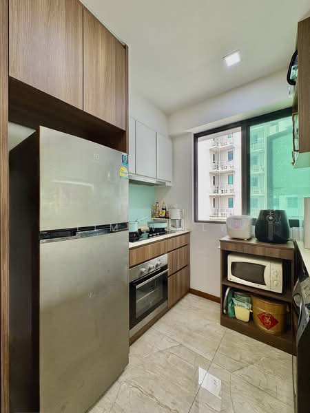 Kingsford Waterbay, 70 Upper Serangoon View, 3 Bedrooms, 893 sqft, Condominium For Sale, by Lim Willy, 500234844 - Kitchen - PropertyGuru.com.sg