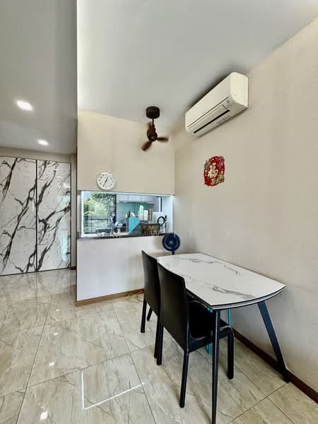 Kingsford Waterbay, 70 Upper Serangoon View, 3 Bedrooms, 893 sqft, Condominium For Sale, by Lim Willy, 500234844 - Dining Room - PropertyGuru.com.sg