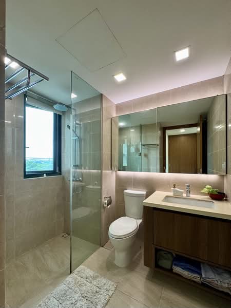 Kingsford Waterbay, 70 Upper Serangoon View, 3 Bedrooms, 893 sqft, Condominium For Sale, by Lim Willy, 500234844 - Bathroom - PropertyGuru.com.sg
