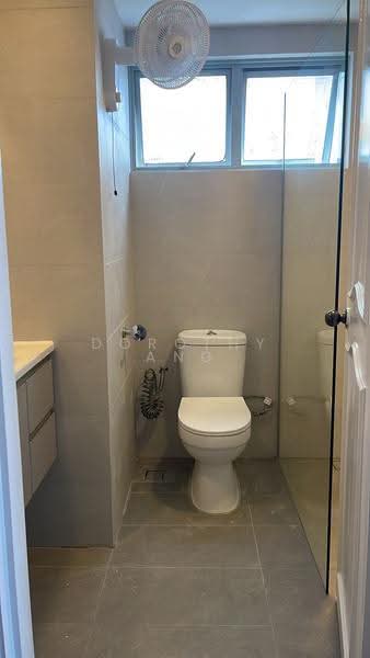 The Makena, 121 Meyer Road, East Coast / Marine Parade, 3 Bedrooms, 1,636 sqft, Condominium For Rent, by Dorothy Ang, 500234850 - Bathroom - PropertyGuru.com.sg