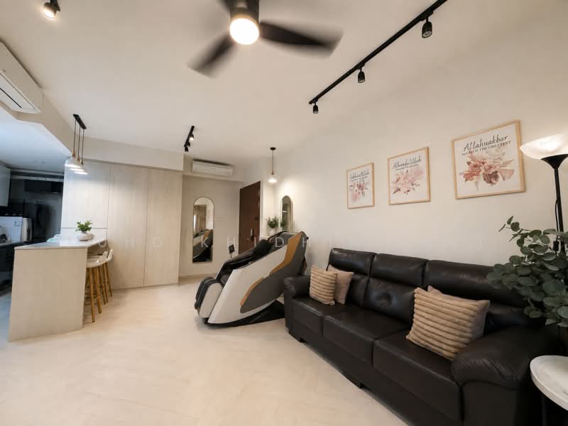 The Visionaire, , 3 Bedrooms, 980 sqft, Condominium For Sale, by Muhd Khidhir (MK), 500234856 - Living Room - PropertyGuru.com.sg