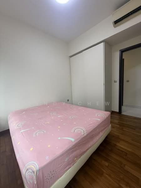 iResidences, 20 Irrawaddy Road, 2 Bedrooms, 980 sqft, Condominium For Rent, by Cindy Chew, 500234870 - Bedroom - PropertyGuru.com.sg