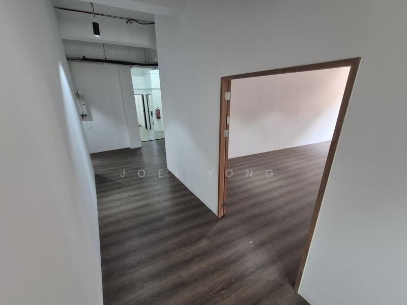 newly renovated! 5min walk to aljunied mrt!, newly renovated! 5min walk to aljunied mrt!, Eunos / Geylang / Paya Lebar, 577 sqft, Light Industrial (B1) For Rent, by Joel Yong, 500234873 - CommercialGuru.com.sg