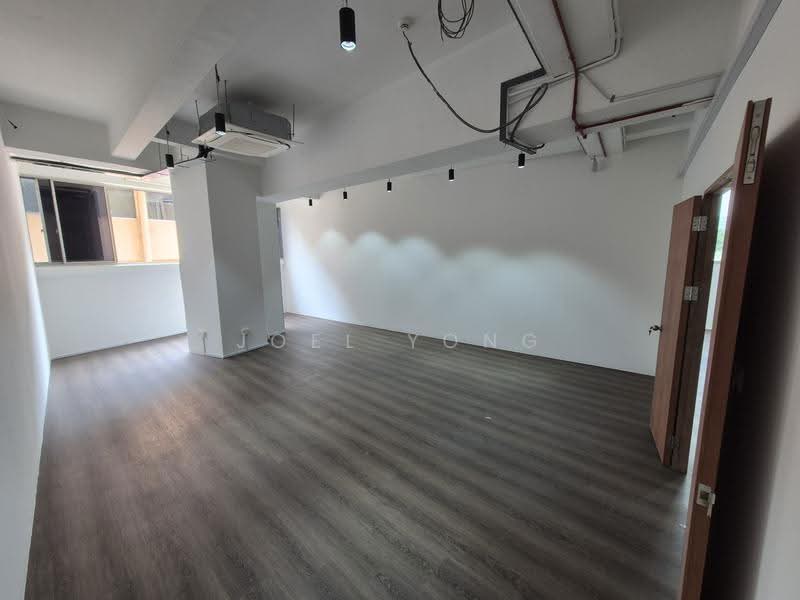 newly renovated! 5min walk to aljunied mrt!, newly renovated! 5min walk to aljunied mrt!, Eunos / Geylang / Paya Lebar, 577 sqft, Light Industrial (B1) For Rent, by Joel Yong, 500234873 - CommercialGuru.com.sg