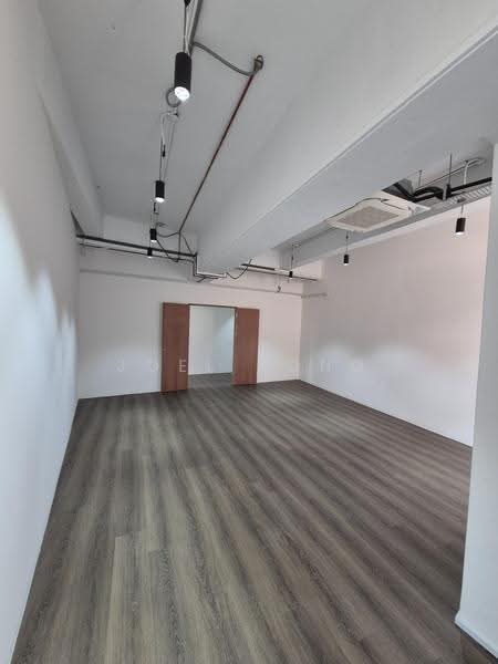 newly renovated! 5min walk to aljunied mrt!, newly renovated! 5min walk to aljunied mrt!, Eunos / Geylang / Paya Lebar, 577 sqft, Light Industrial (B1) For Rent, by Joel Yong, 500234873 - CommercialGuru.com.sg