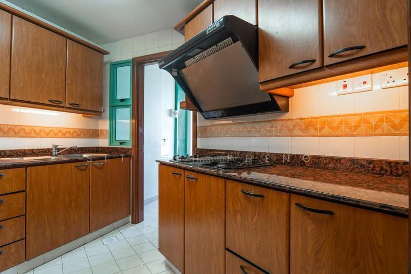 Southaven I, 41 Hindhede Walk, Clementi Park / Upper Bukit Timah, 2 Bedrooms, 980 sqft, Condominium For Sale, by Sit Soh Pheng, 500234881 - Kitchen - PropertyGuru.com.sg