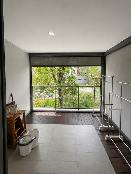 The Minton, 12 Hougang Street 11, 3 Bedrooms, 1,087 sqft, Condominium For Sale, by Dennis Lim, 500234886 - Balcony - PropertyGuru.com.sg