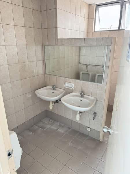 Eunos Techpark, 60 Kaki Bukit Place, 3,714 sqft, Factory / Workshop (B2) For Rent, by Walter Lau, 500234894 - Male Toilet within - CommercialGuru.com.sg
