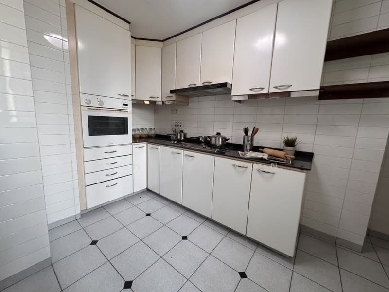 Springdale Condo, 53 Hindhede Walk, 3 Bedrooms, 1,130 sqft, Condominium For Sale, by Lynette Tan, 500234898 - Kitchen - PropertyGuru.com.sg