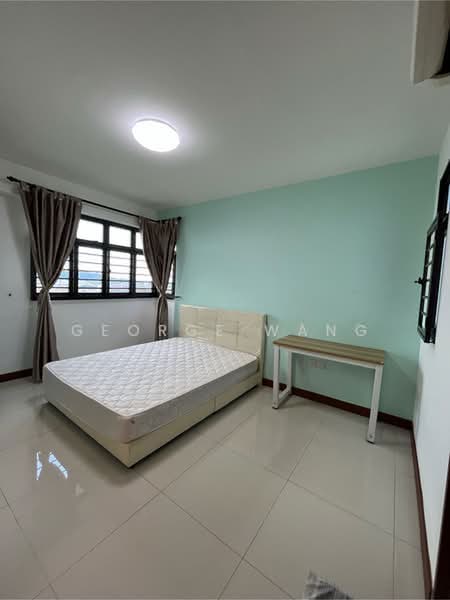 208B Clementi Avenue 6, 208B Clementi Avenue 6, 3 Bedrooms, 1,001 sqft, HDB Flat For Sale, by George Wang, 500234901 - Bedroom - PropertyGuru.com.sg