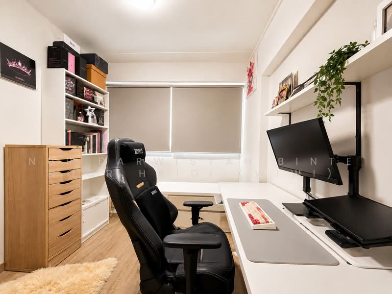 248 Bangkit Road, 248 Bangkit Road, 4 Bedrooms, 1,119 sqft, HDB Flat For Sale, by Nur Darwisyah Binte Noor Haidi (Wiwi), 500234902 - Study - PropertyGuru.com.sg