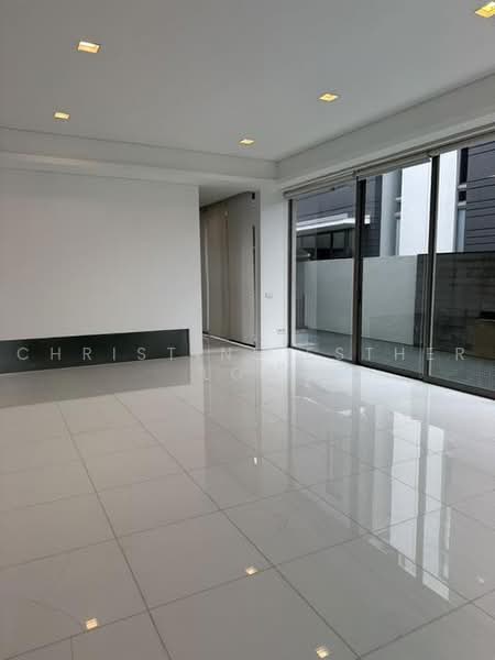 Bukit Timah Area, , 5 Bedrooms, 7,400 sqft, Bungalow House For Rent, by Christine Esther Low, 500234903 - Interior - PropertyGuru.com.sg