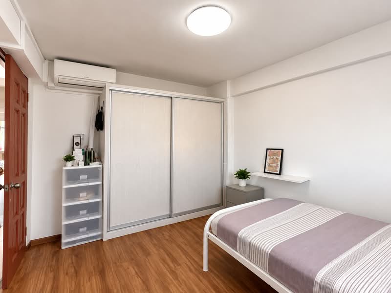 18 Bedok South Road, 18 Bedok South Road, 3 Bedrooms, 699 sqft, HDB Flat For Sale, by Joanne Ting, 500234904 - Bedroom - PropertyGuru.com.sg