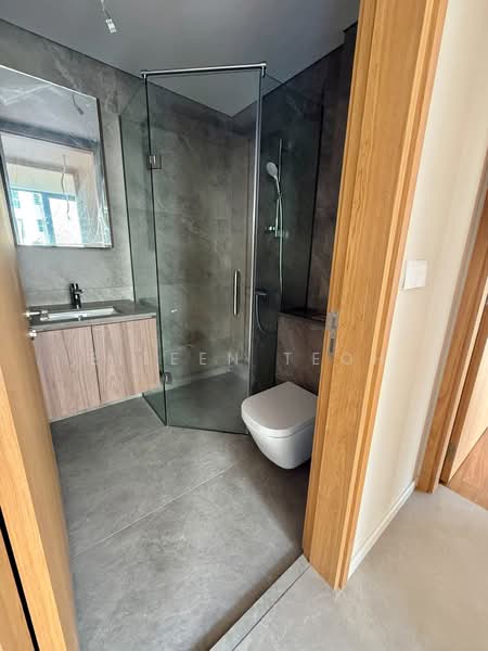 The Shorefront, 165A Jln. Loyang Besar, Changi Airport / Changi Village, 3 Bedrooms, 926 sqft, Apartment For Sale, by Eileen Teoh, 500234907 - Bathroom - PropertyGuru.com.sg
