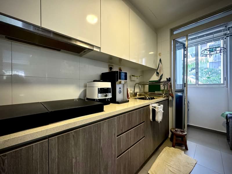 CityLife @ Tampines, 65 Tampines Central 7, 3 Bedrooms, 1,216 sqft, Condominium For Sale, by Alan Yeo, 500234908 - Kitchen - PropertyGuru.com.sg