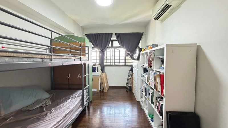 26D Jalan Membina, 26D Jalan Membina, 3 Bedrooms, 969 sqft, HDB Flat For Sale, by James Yeo, 500234913 - Bedroom - PropertyGuru.com.sg