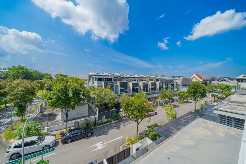 Super Cheap Corner Terrace in Serangoon Garden, , 7 Bedrooms, 3,660 sqft, Corner Terrace For Sale, by Stella Tan, 500234927 - Exterior - PropertyGuru.com.sg