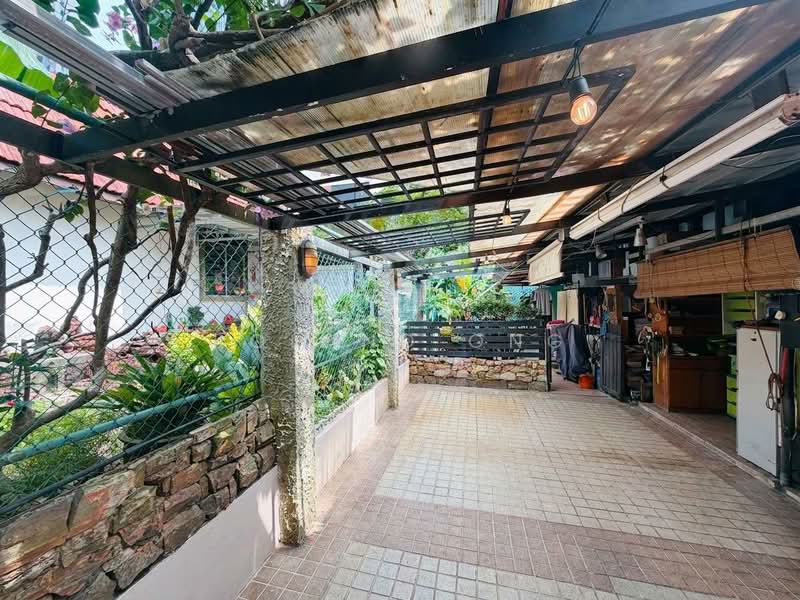 Shepherd's Hill Estate, Shepard's Drive, 4 Bedrooms, 1,900 sqft, Detached House For Sale, by Roland Ong, 500234936 - Exterior - PropertyGuru.com.sg