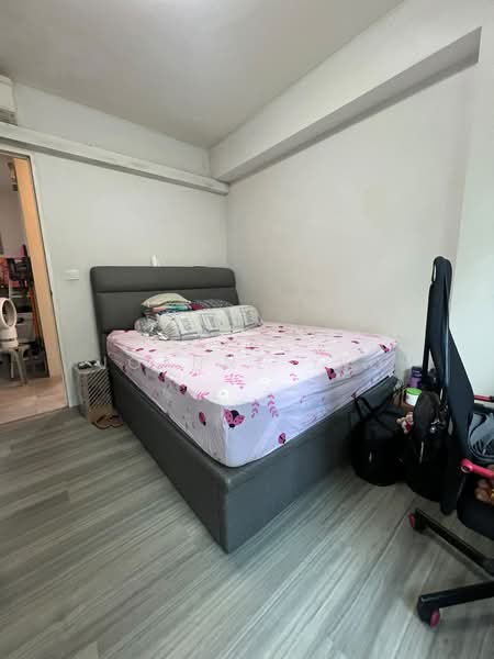 217B Boon Lay View, 217B Boon Lay Avenue, 3 Bedrooms, 1,012 sqft, HDB Flat For Sale, by Joanne Yeo, 500234939 - Common bedroom 1 - PropertyGuru.com.sg