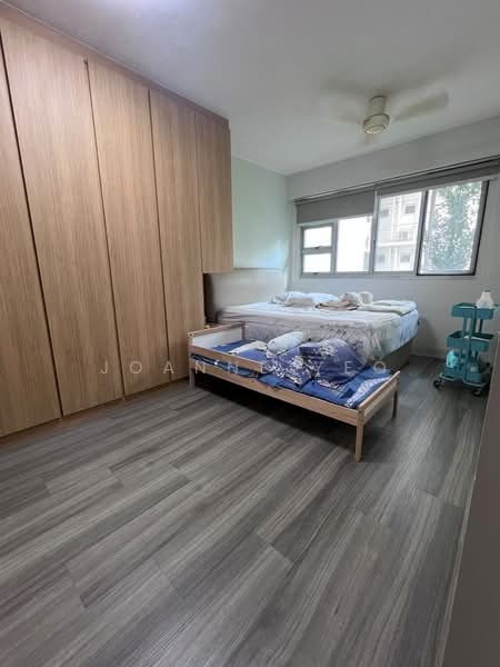 217B Boon Lay View, 217B Boon Lay Avenue, 3 Bedrooms, 1,012 sqft, HDB Flat For Sale, by Joanne Yeo, 500234939 - Master bedroom - PropertyGuru.com.sg