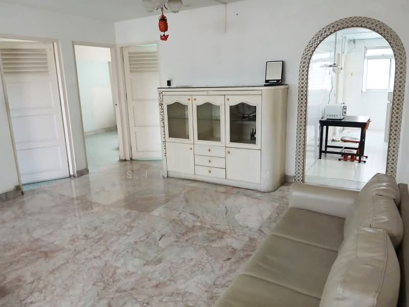 36 Bedok South Avenue 2, 36 Bedok South Avenue 2, 3 Bedrooms, 904 sqft, HDB Flat For Sale, by Sinyi Lim, 500234943 - Living Room - PropertyGuru.com.sg
