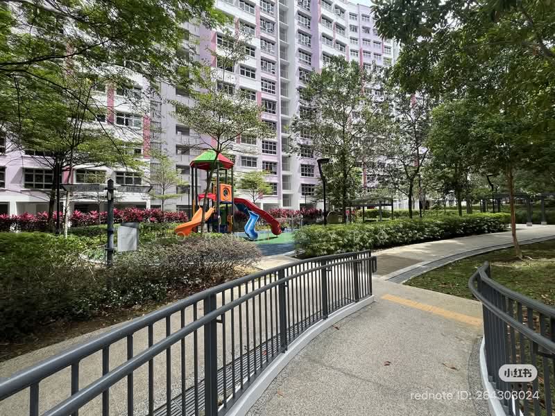 221A Sumang Lane, 221A Sumang Lane, Room Rental, 100 sqft, HDB Flat For Rent, by Joanne Yeo, 500234946 - Exterior - PropertyGuru.com.sg