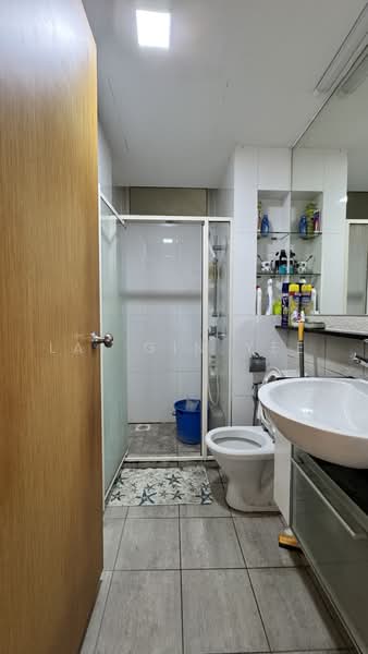 Ris Grandeur, 31 Elias Road, 2 Bedrooms, 1,065 sqft, Condominium For Sale, by Lai Gin Yee, 500234951 - Bathroom - PropertyGuru.com.sg