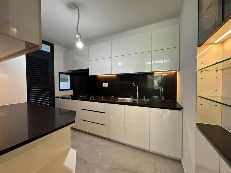 Belgravia Ace, 100 Belgravia Drive, 5 Bedrooms, 3,929 sqft, Semi-Detached House For Sale, by Nicole Chia, 500234957 - Kitchen - PropertyGuru.com.sg