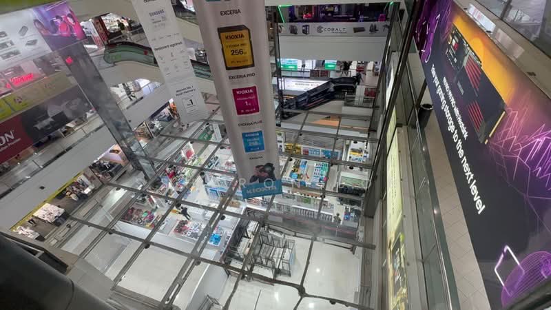 Sim Lim Square, 1 Rochor Canal Road, 301 sqft, Mall Shop For Rent, by Ssharon Loh, 500234972 - CommercialGuru.com.sg