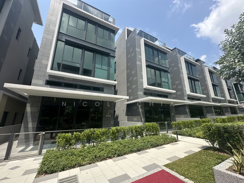 Belgravia Ace, 100 Belgravia Drive, Seletar / Yio Chu Kang, 5 Bedrooms, 4,370 sqft, Semi-Detached House For Sale, by Nicole Chia, 500234980 - Exterior - PropertyGuru.com.sg