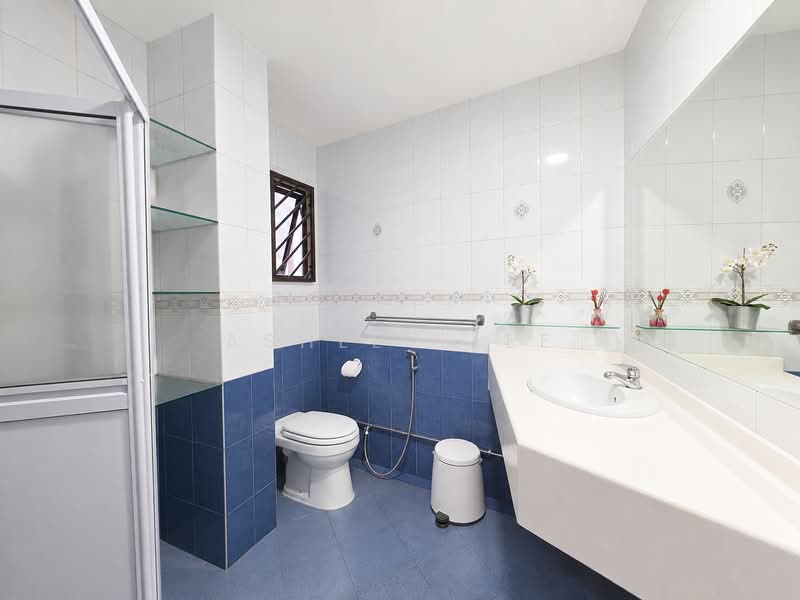 Valley Mansion, , 3 Bedrooms, 1,141 sqft, Apartment For Sale, by Ashley Lee, 500234982 - Bathroom - PropertyGuru.com.sg