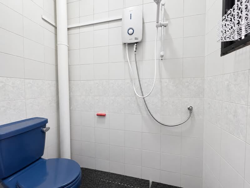 Valley Mansion, , 3 Bedrooms, 1,141 sqft, Apartment For Sale, by Ashley Lee, 500234982 - Bathroom - PropertyGuru.com.sg