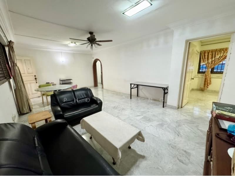 302 Hougang Avenue 5, 302 Hougang Avenue 5, 3 Bedrooms, 1,108 sqft, HDB Flat For Sale, by Phoebe Ang, 500235009 - PropertyGuru.com.sg