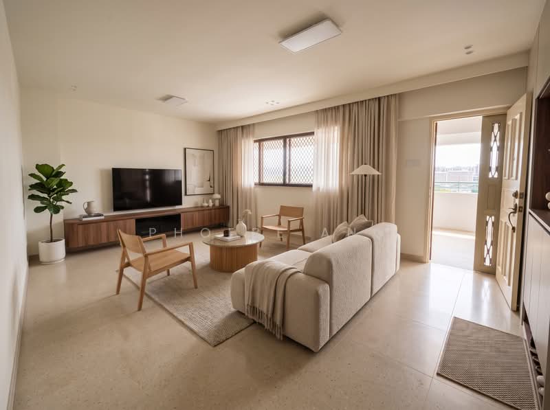 302 Hougang Avenue 5, 302 Hougang Avenue 5, 3 Bedrooms, 1,108 sqft, HDB Flat For Sale, by Phoebe Ang, 500235009 - Living Room - PropertyGuru.com.sg