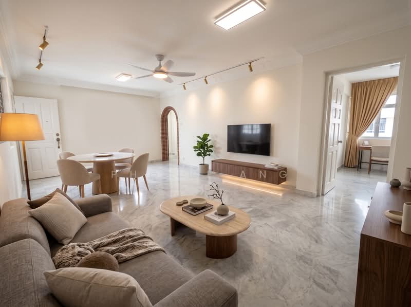 302 Hougang Avenue 5, 302 Hougang Avenue 5, 3 Bedrooms, 1,108 sqft, HDB Flat For Sale, by Phoebe Ang, 500235009 - Living Room - PropertyGuru.com.sg