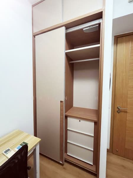 Coco Palms, 21 Pasir Ris Grove, Room Rental, 110 sqft, Condominium For Rent, by Bryan Teh, 500235016 - Interior - PropertyGuru.com.sg