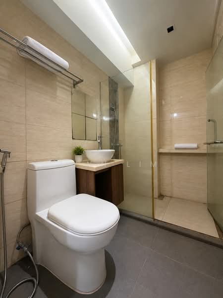 36 Jalan Rumah Tinggi, 36 Jalan Rumah Tinggi, 3 Bedrooms, 1,097 sqft, HDB Flat For Sale, by Lynn Lim, 500235019 - Bathroom - PropertyGuru.com.sg