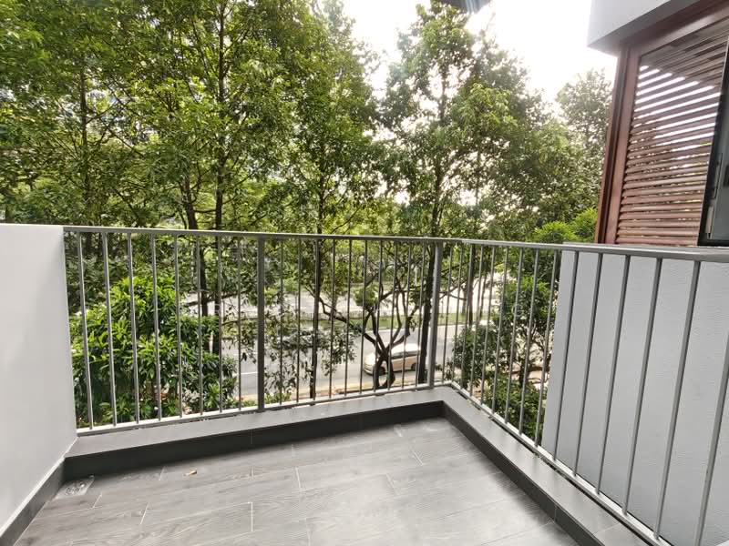 Q Bay Residences, 3 Tampines Street 86, 1 Bedroom, 517 sqft, Condominium For Sale, by Eric Cheong, 500235023 - Balcony - PropertyGuru.com.sg