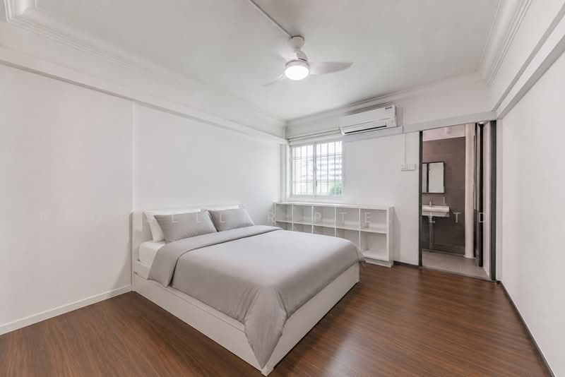 606 Ang Mo Kio Avenue 5, 606 Ang Mo Kio Avenue 5, 2 Bedrooms, 721 sqft, HDB Flat For Sale, by Elaine Wong, 500235025 - Bedroom - PropertyGuru.com.sg