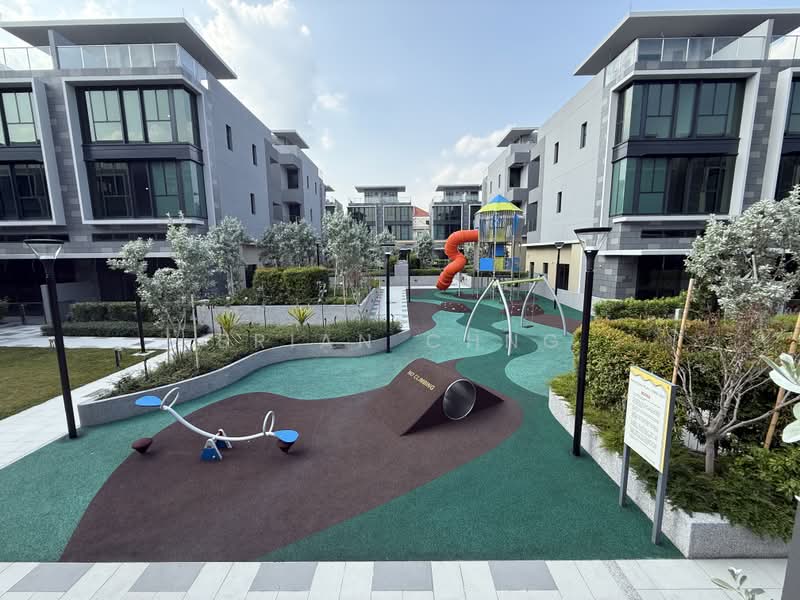 Belgravia Ace, 100 Belgravia Drive, 5 Bedrooms, 3,929 sqft, Semi-Detached House For Sale, by Brian Chng, 500235030 - PropertyGuru.com.sg